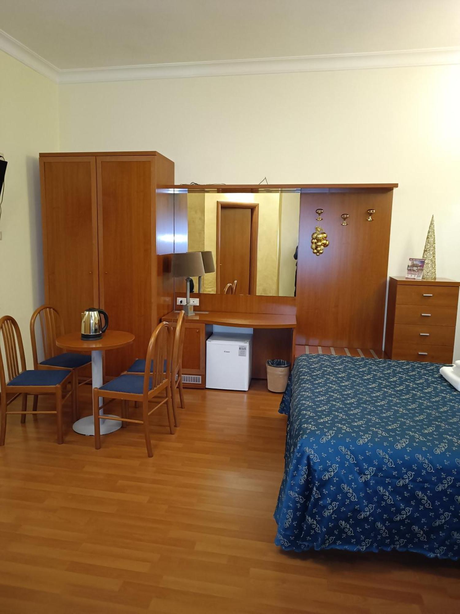 Opera Italian Suite Roma Ngoại thất bức ảnh